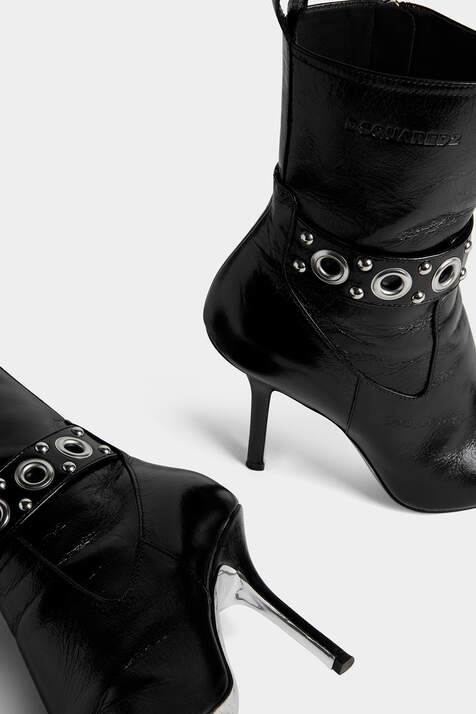 Gothic Dsquared2 Ankle Boots image number 5