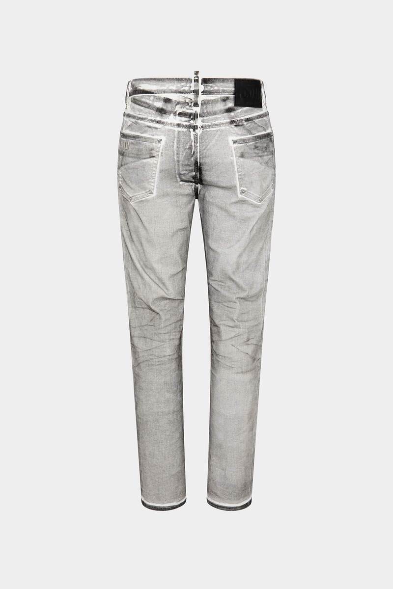 Icon White Coal Wash 642 Jeans image number 2