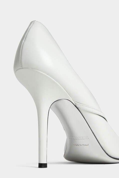 Icon Clubbing Pumps image number 5