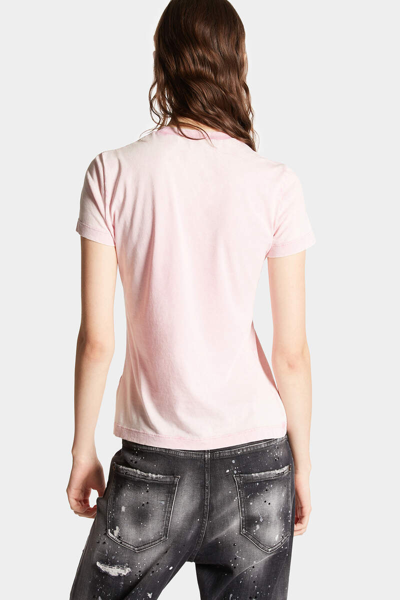Sexy Preppy Mini Fit T-Shirt image number 4