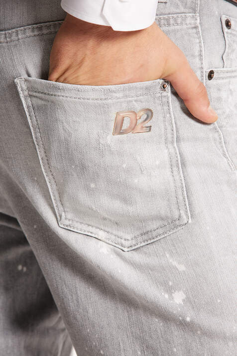 Ripped Grey Wash 642 Jeans image number 6